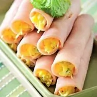 Закускa из ветчины с сыром