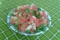 Салат из куриного филе и грейпфрута