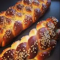 Хала с кунжутом