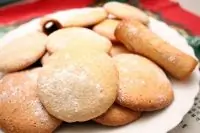 Воздушное миндальное печенье