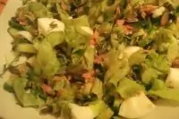 Салат с тунцом в собственном соку и огурцом