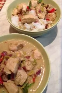 Рис и карри с курицей и кокосовым молоком