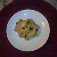 Булочки сдобные с изюмом из картофельного дрожжевого теста