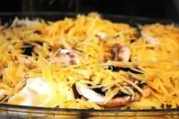 Запеканка с картофелем, цукини и грибами