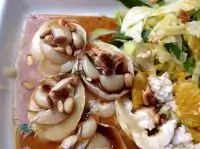 Гратинированный козий сыр с медом и розмарином