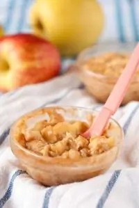 Овсянка с яблоками и корицей в духовке