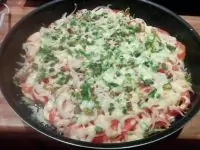 Кабачок с помидором и сыром