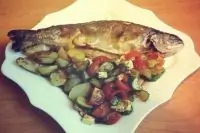 Радужная форель гриль с гариниром