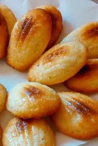 Бисквитное печенье с лимонной цедрой (Мадлен)
