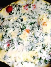 Творог с сыром, яйцом и зеленью