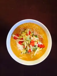 Гаспачо с заправкой из цукини