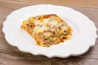 Лазанья с соусом бешамель