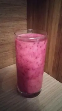 Ягодный смузи с «Активия»