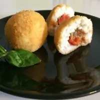 Аранчини (Alla puttanesca)