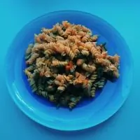 Макароны с консервированной фасолью