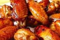 Глазированные куриные крылышки в воке