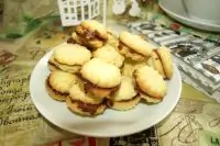 Печенье «Венское сабле» с ганашем из молочного шоколада