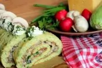 Кабачковый рулет с грибами