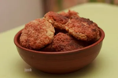Постные котлетки из соевого мяса