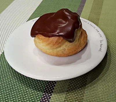 Профитроли с заварным кремом