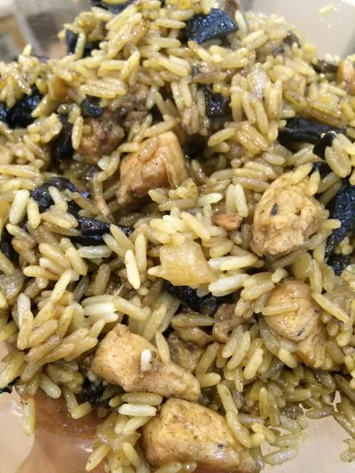 Грибной рис с курицей