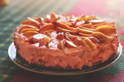 Творожный торт с нектаринами