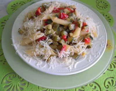 Пенне с овощным рагу