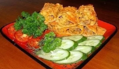 Каннеллони, фаршированные фаршем и овощами