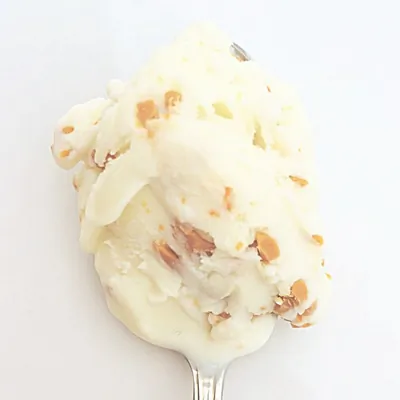 Мороженое с двойным белым шоколадом