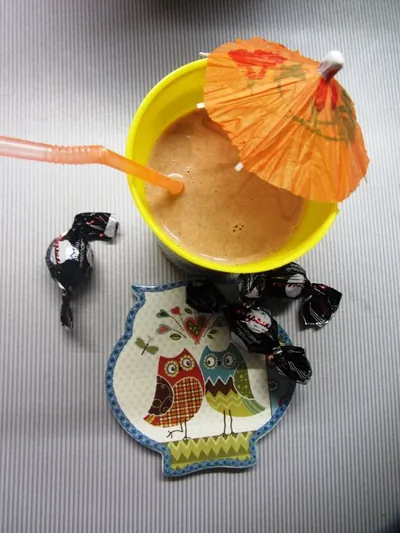 Густое какао с корицей