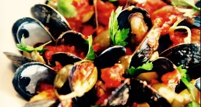 Мидии маринара с пастой лингвини