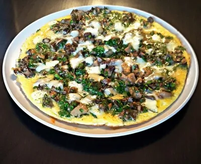 Омлет с лесными грибами