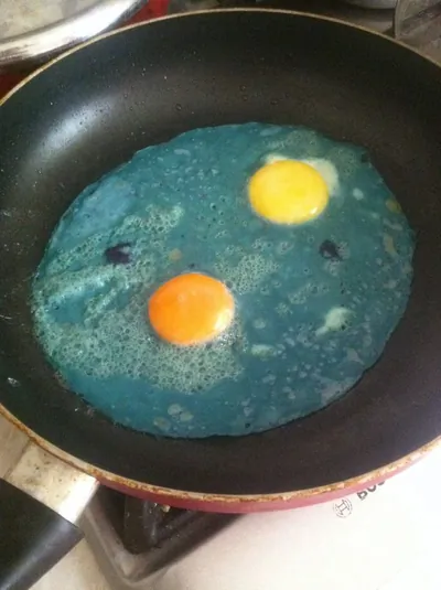 Голубая яичница
