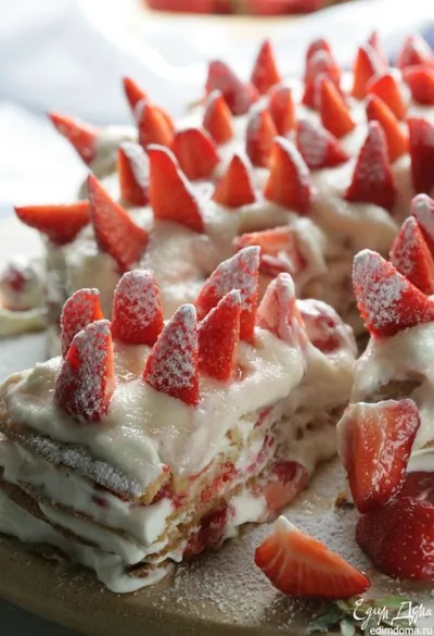 Торт «Клубничный лес»