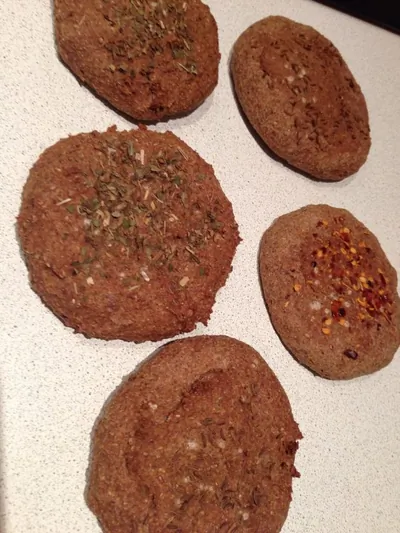 Кунжутно-льняные булочки со специями