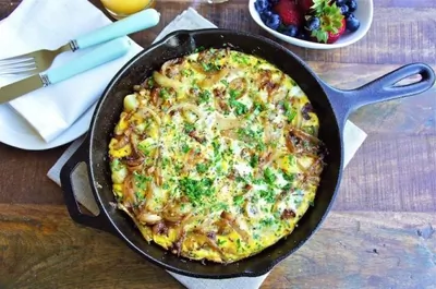 Луковый омлет