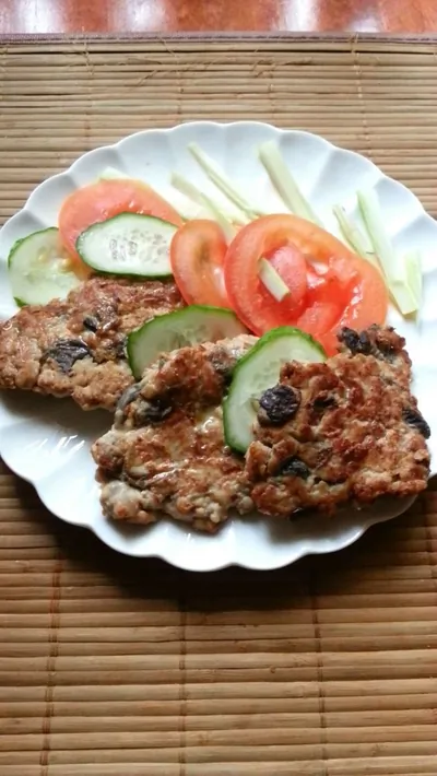 Рубленые котлеты из индейки с грибами