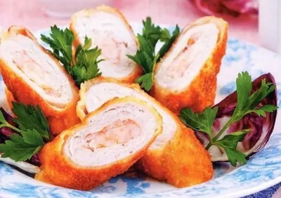 Куриный сюпрем с соусом «Шампань»