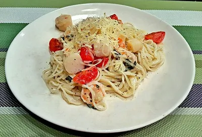Спагетти с гребешками в сливочном соусе