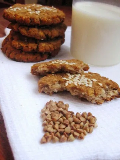 Диетическое печенье из гречневой муки