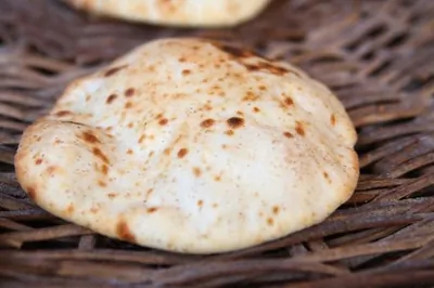 Бездрожжевые лепешки на сыворотке