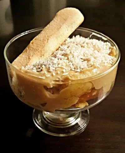 Банановый заварной десерт