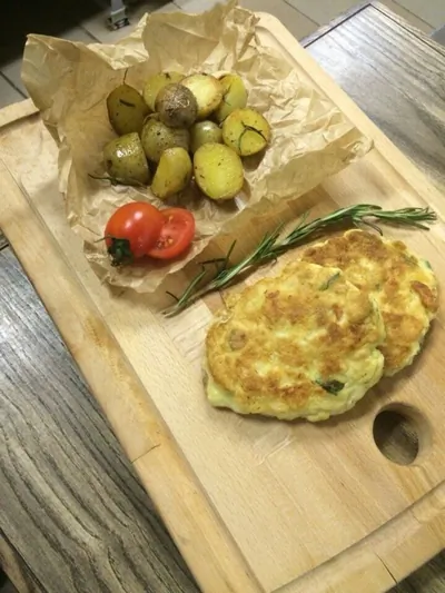 Куриные котлеты с имбирем и мини-картофелем