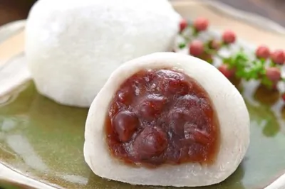 Японский десерт моти (mochi)