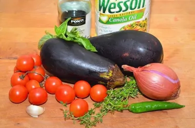 Салат из жареных баклажанов