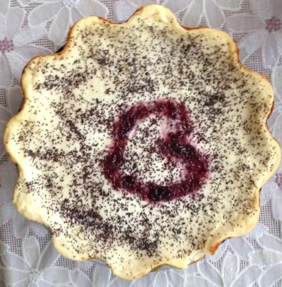 Творожная запеканка из манки с изюмом