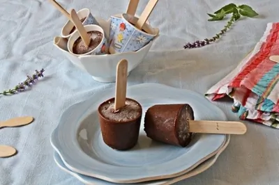 Шоколадное мороженое с цукини без сахара