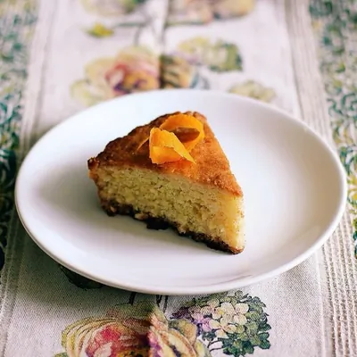 Простой лимонный пирог из манки