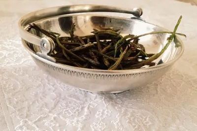 Стебли петрушки фри