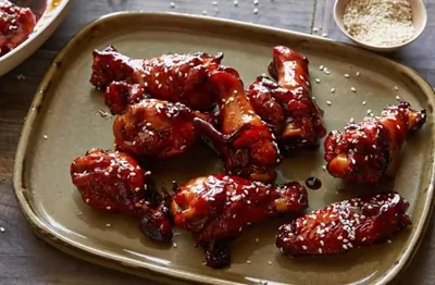 Крылышки в соусе из меда и виски